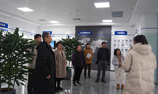 山东省公共卫生临床中心与山东尊龙凯时控股集团专家团队共振，共谱立异相助新篇章