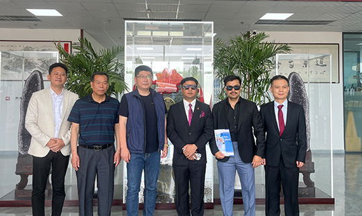 热烈接待尼泊尔国家工商联合会秘书长卡玛尔·巴哈杜尔·卡基先生一行莅临尊龙凯时集团，共寻相助新机缘